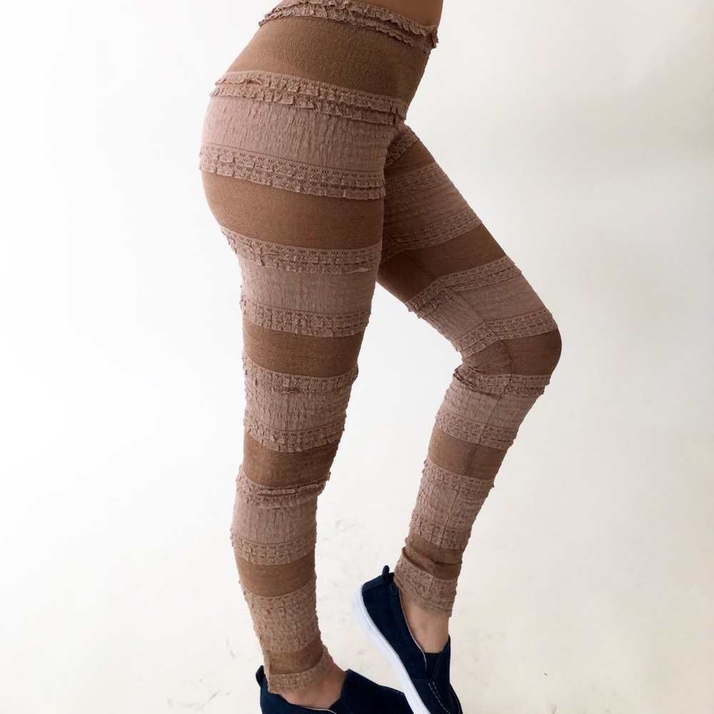 Brown crackle leggings